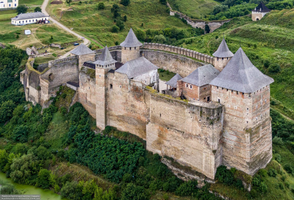 Хотинська фортеця на Буковині: 15 цікавих фактів