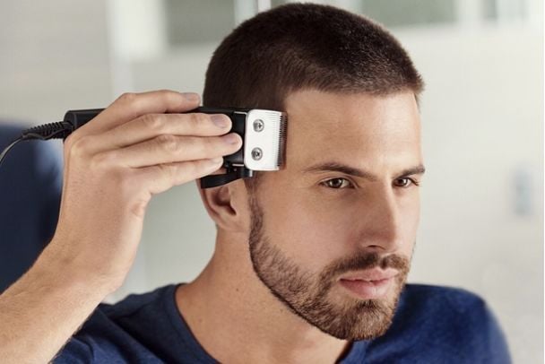 Як стригти волосся машинкою в домашніх умовах