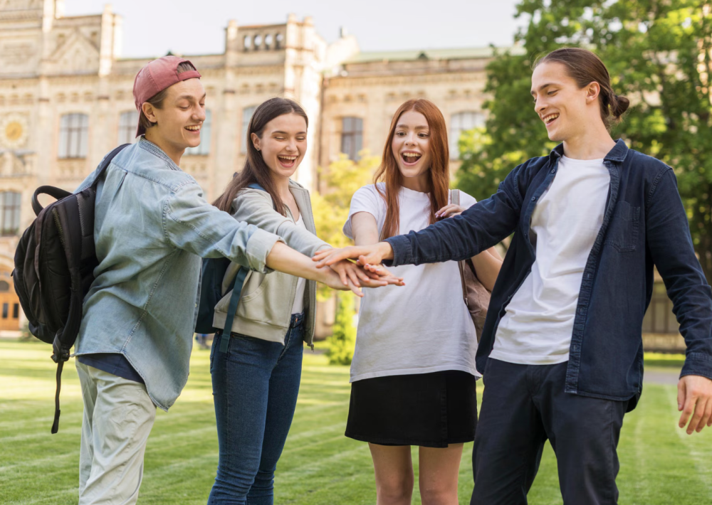 Прикольні привітання з Днем народження для одногрупника або одногрупниці