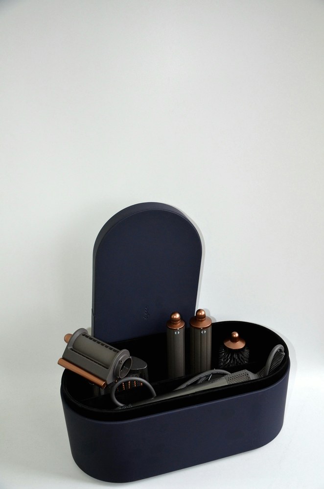 Стайлер Dyson оригінал: коли техніка знає більше про волосся, ніж ти сам