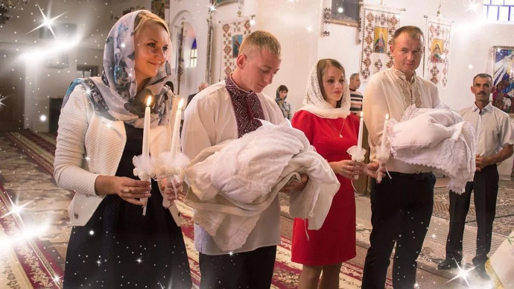 Чи можна одягати чорне плаття на хрестини за народними прикметами